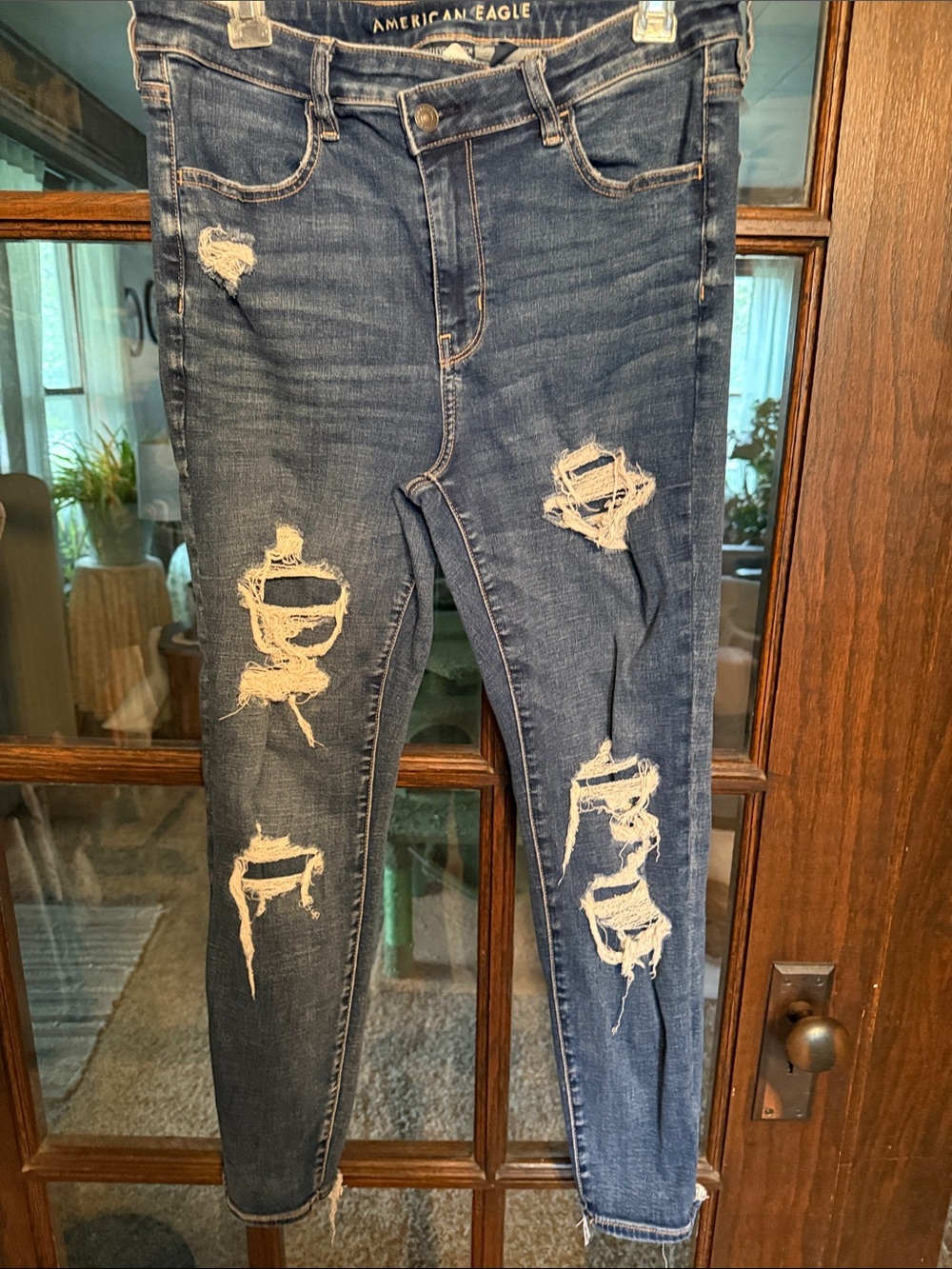 American Eagle High-Rise Jegging Medium Wash Distressed Raw Hem Size 12 Regular